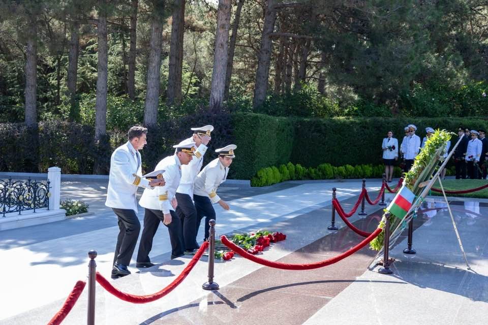 Azərbaycan dənizçiləri peşə bayramlarını qeyd edirlər - FOTOLAR