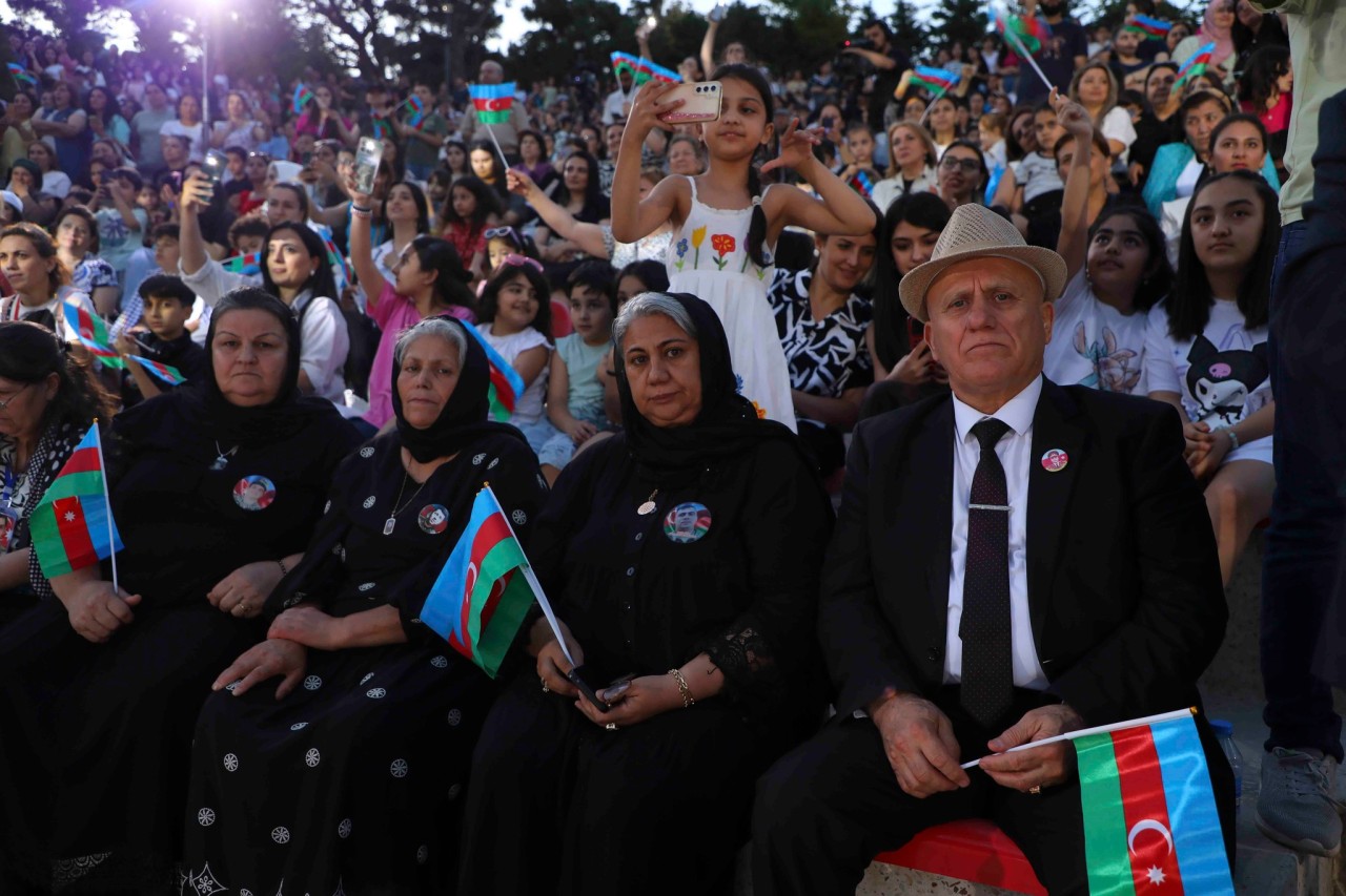 Xətai rayonunda Silahlı Qüvvələr Gününə həsr olunmuş konsert keçirildi - FOTOLAR+VİDEO