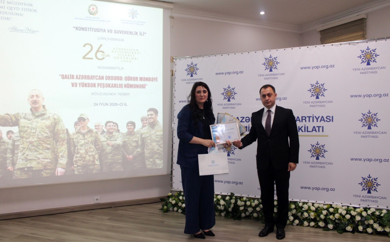 YAP Nizami rayon təşkilatı Silahlı Qüvvələri Gününü qeyd etdi - FOTOLAR