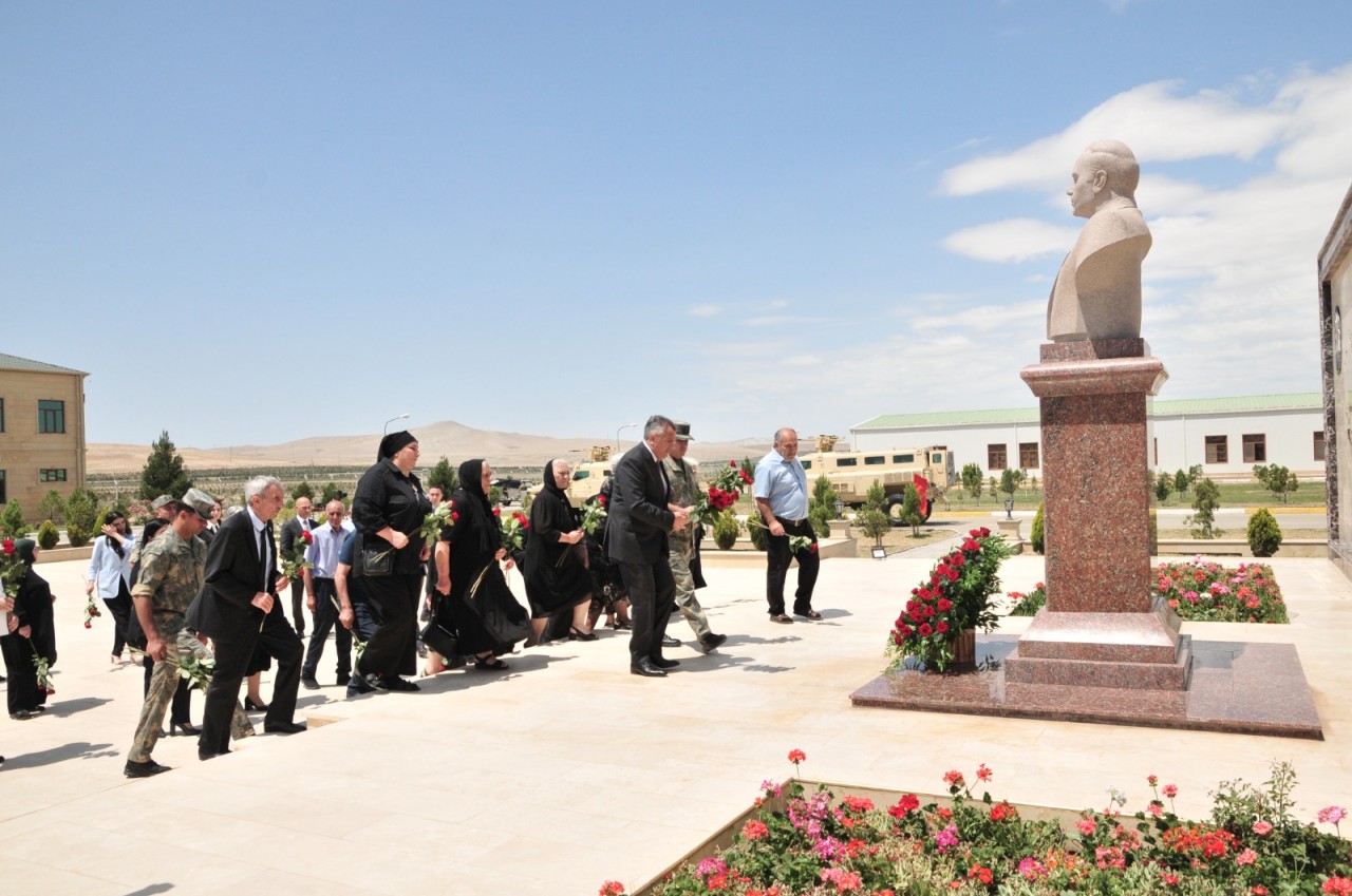 Abşeronda Silahlı Qüvvələr Gününə həsr olunmuş tədbir keçirilib - FOTOLAR