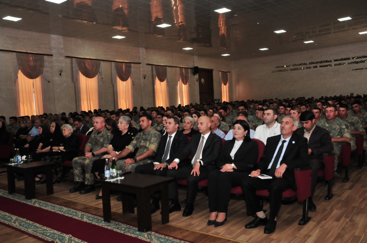 Abşeronda Silahlı Qüvvələr Gününə həsr olunmuş tədbir keçirilib - FOTOLAR