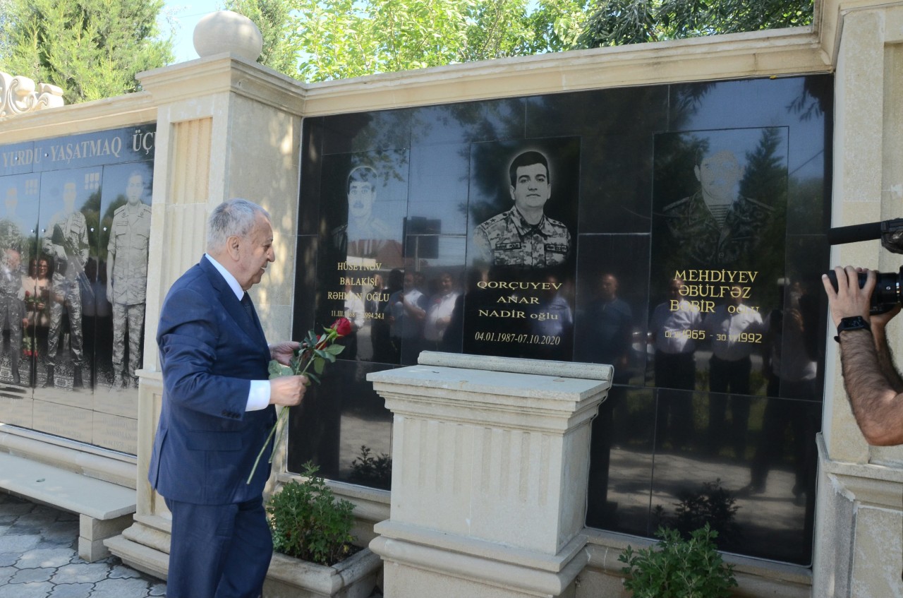 14 şəhidimizin abidə və abidə kompleksləri ziyarət olundu - FOTOLAR