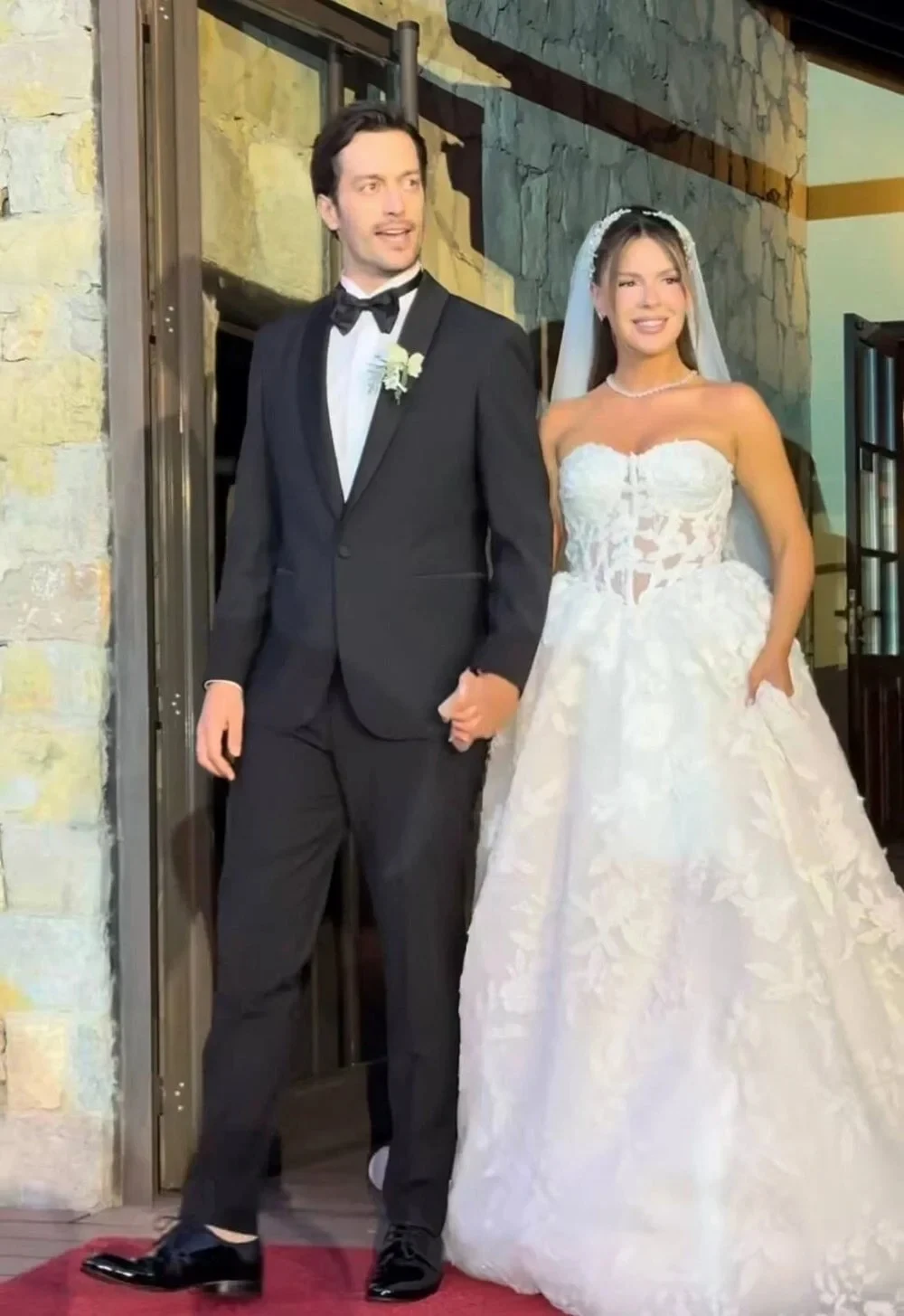 "Sedat" aparıcı ilə evləndi - FOTOLAR