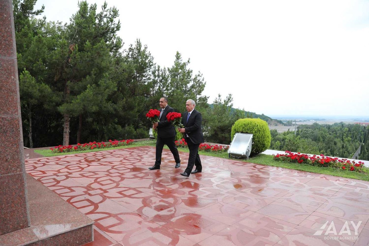 AAYDA sədri vətəndaşların problemlərini dinlədi - FOTOLAR/VİDEO