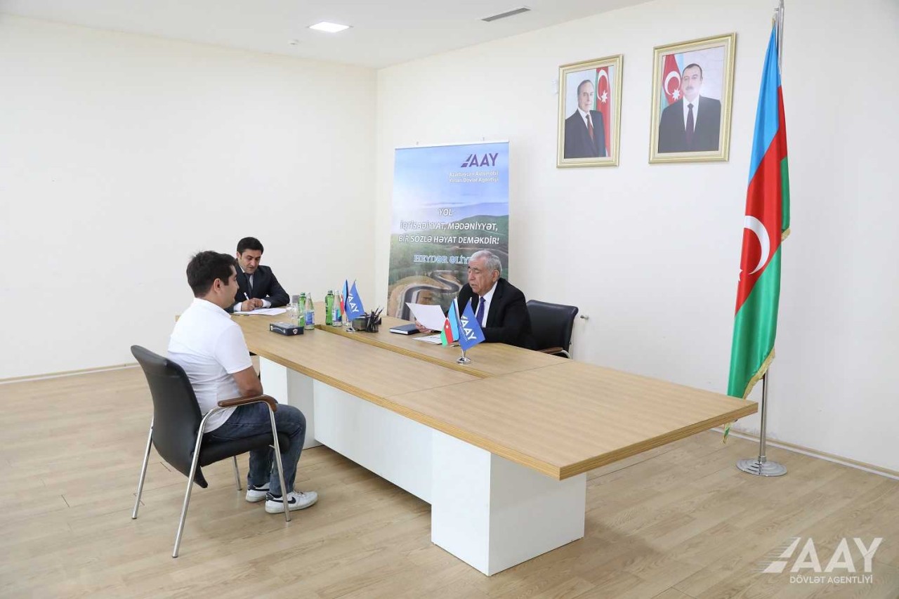 AAYDA sədri vətəndaşların problemlərini dinlədi - FOTOLAR/VİDEO