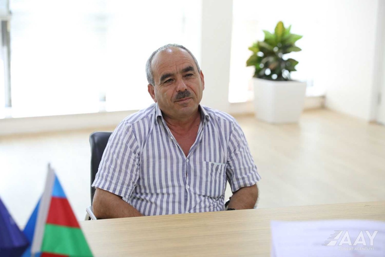 AAYDA sədri vətəndaşların problemlərini dinlədi - FOTOLAR/VİDEO