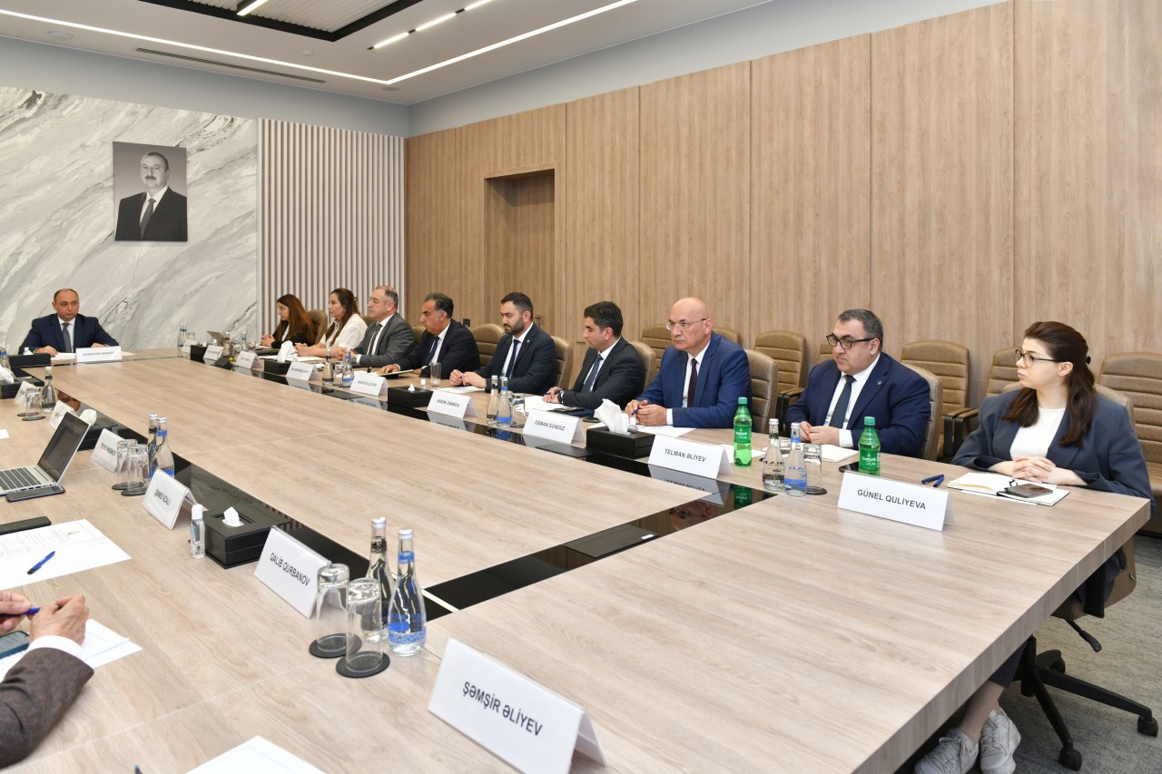 “İnternetə qoşulma və internet infrastrukturu” İşçi qrupunun növbəti iclası oldu - FOTOLAR