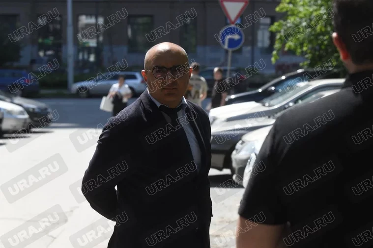 Səfərov məhkəmədə ağrıkəsici istədi, hakim qərar verdi - VİDEO (YENİLƏNİB)