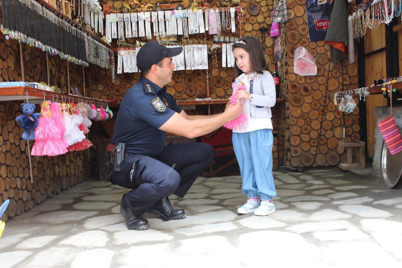 Azərbaycan Polisi 107 yaşında - FOTOLAR