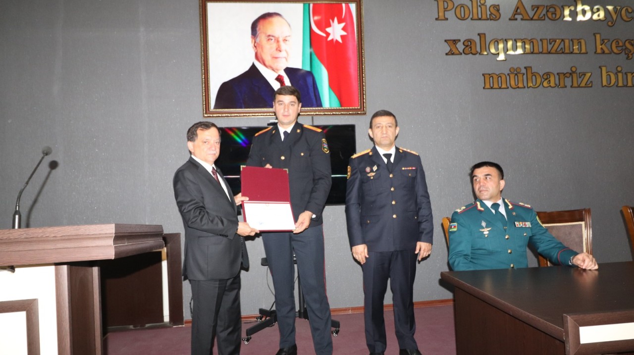 Qazaxın icra başçısı bir qrup polis əməkdaşını təltif etdi - FOTOLAR