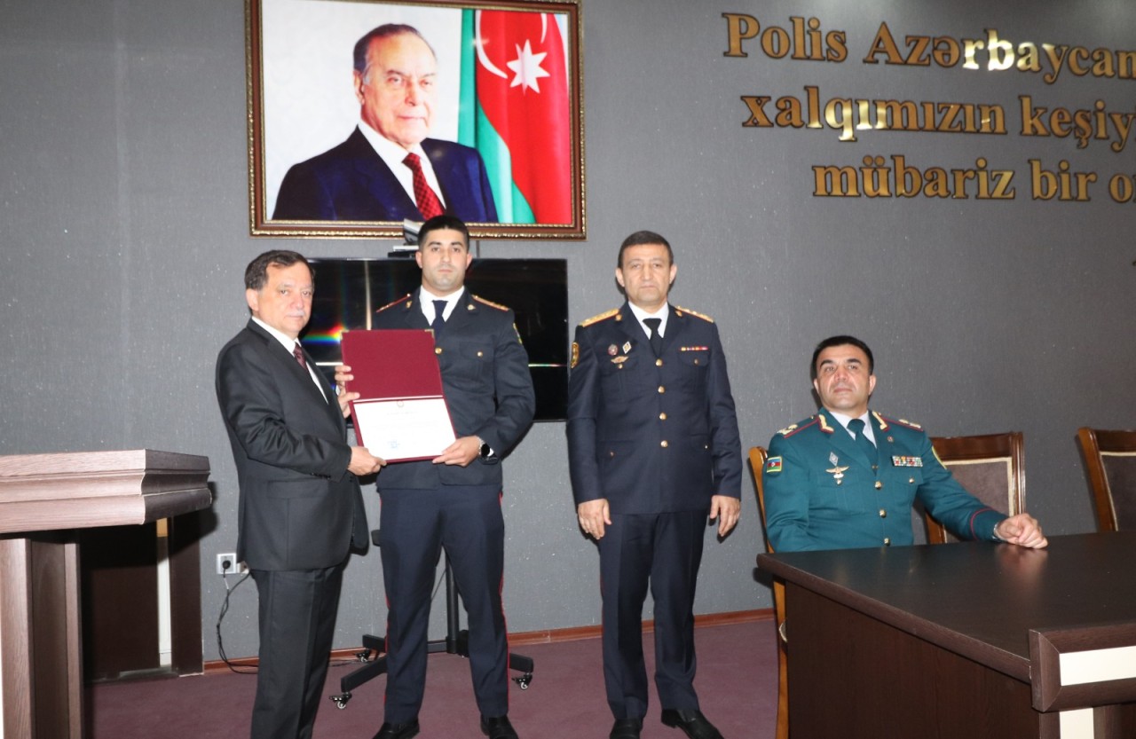 Qazaxın icra başçısı bir qrup polis əməkdaşını təltif etdi - FOTOLAR