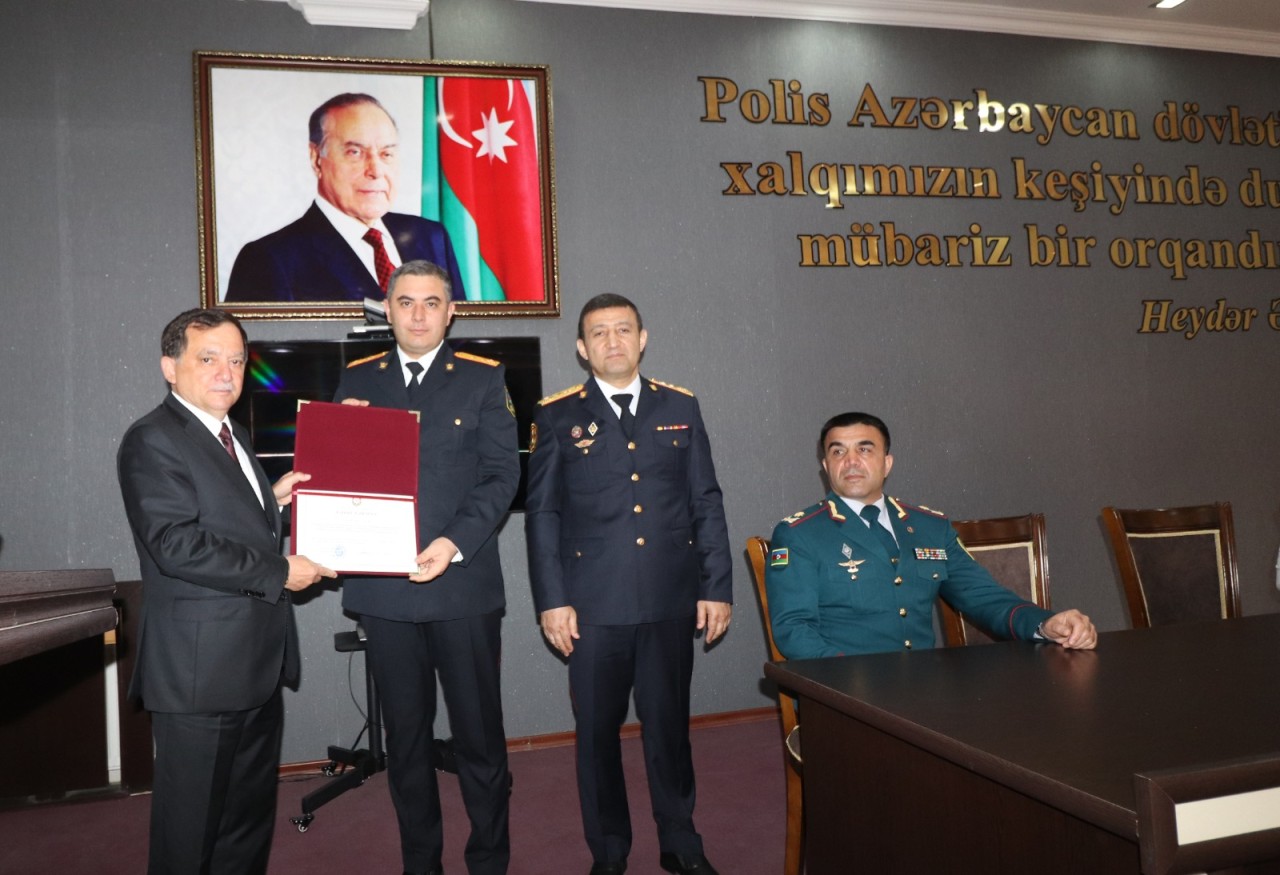 Qazaxın icra başçısı bir qrup polis əməkdaşını təltif etdi - FOTOLAR