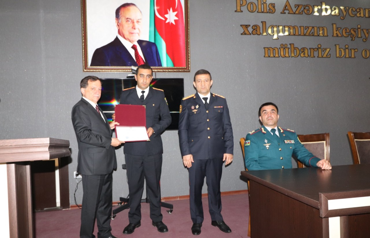 Qazaxın icra başçısı bir qrup polis əməkdaşını təltif etdi - FOTOLAR