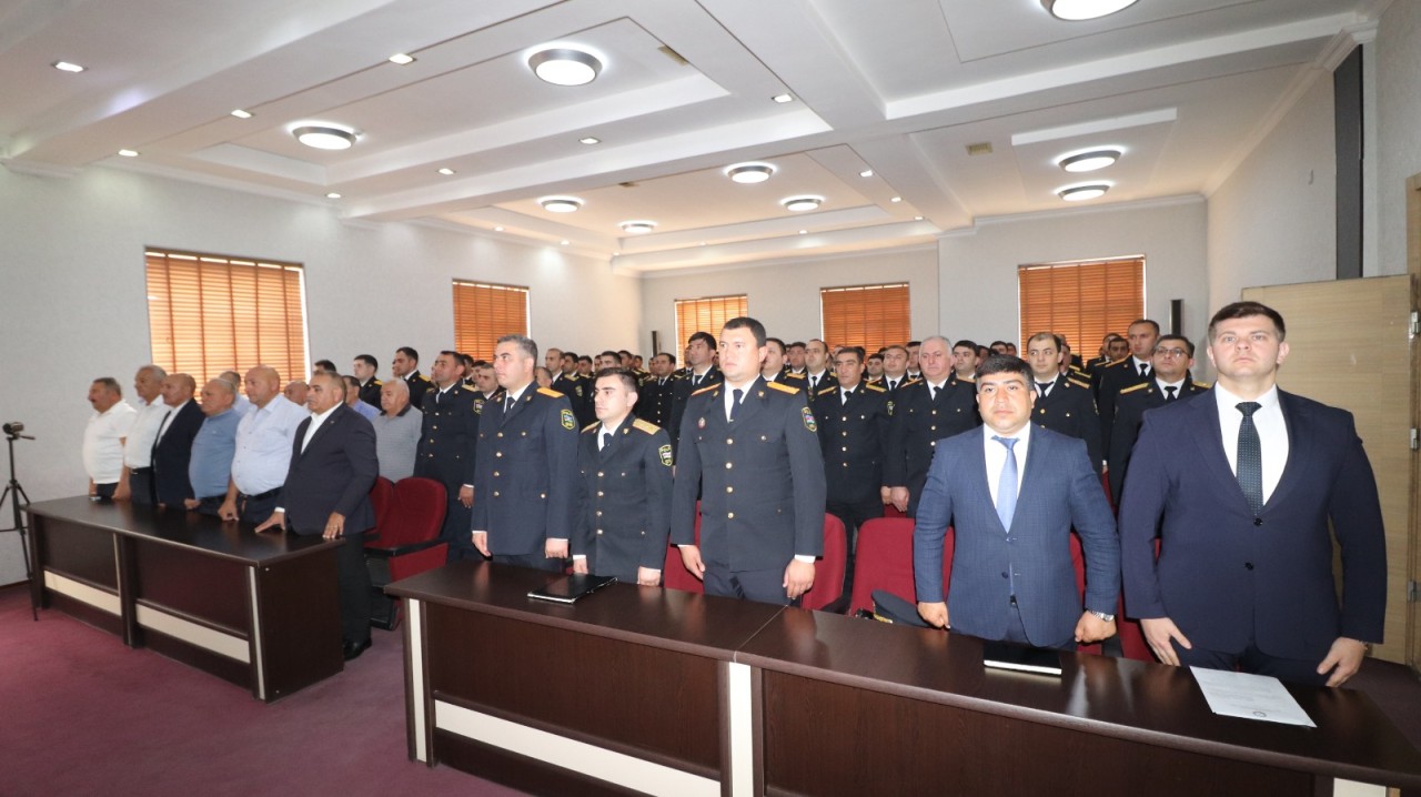 Qazaxın icra başçısı bir qrup polis əməkdaşını təltif etdi - FOTOLAR