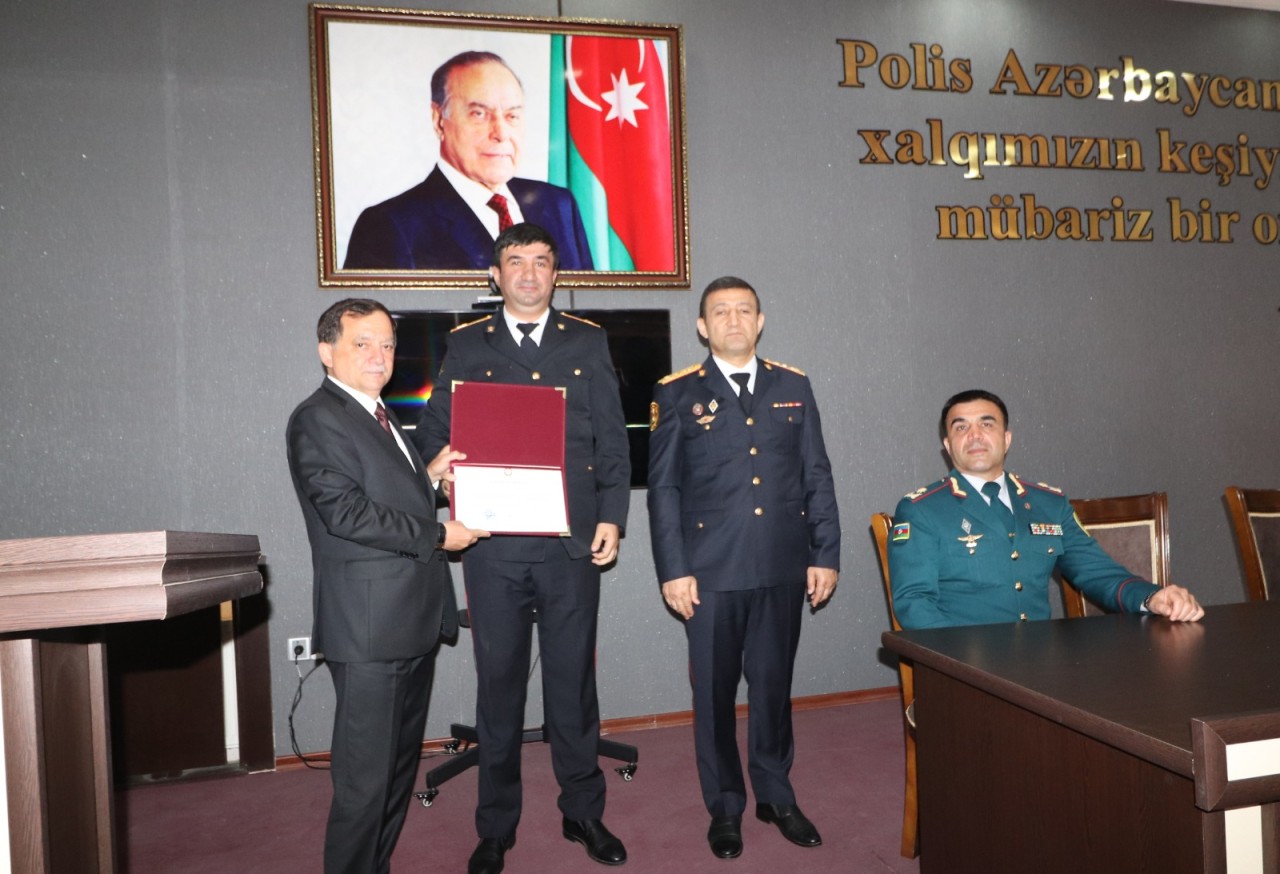 Qazaxın icra başçısı bir qrup polis əməkdaşını təltif etdi - FOTOLAR