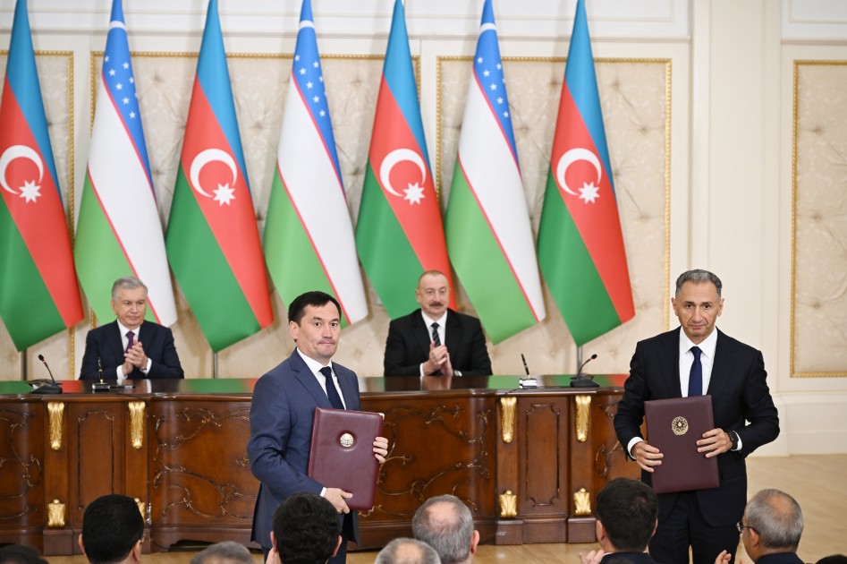 Azərbaycan ilə Özbəkistan arasında imzalanmış sənədlər mübadilə edildi - FOTOLAR (YENİLƏNİB)