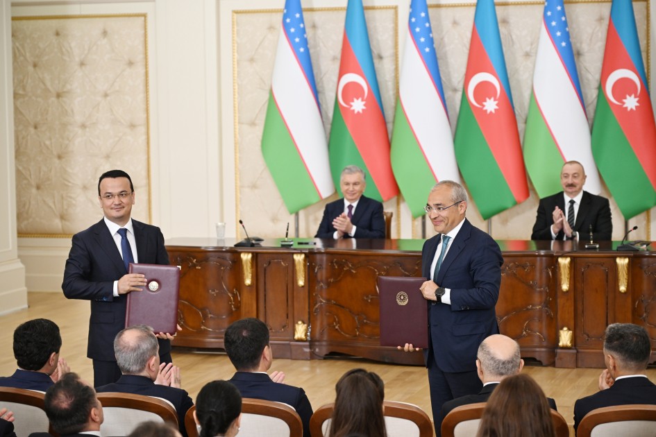 Azərbaycan ilə Özbəkistan arasında imzalanmış sənədlər mübadilə edildi - FOTOLAR (YENİLƏNİB)