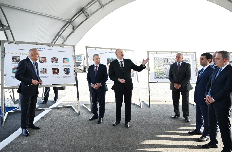 Bakıda “Özbəkistan” parkının təməli qoyuldu - FOTOLAR