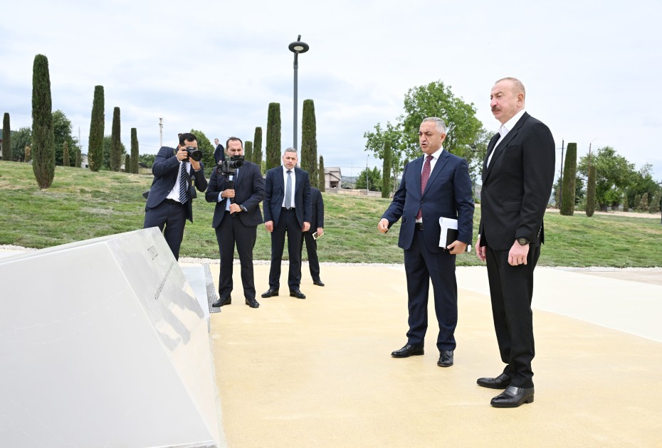 İlham Əliyev Xankəndidəki Zəfər parkında - FOTOLAR