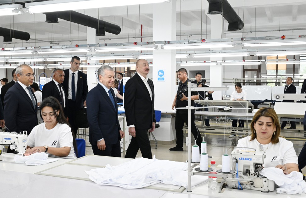 Prezidentlər “Businesstex JV” tikiş fabrikində - FOTOLAR