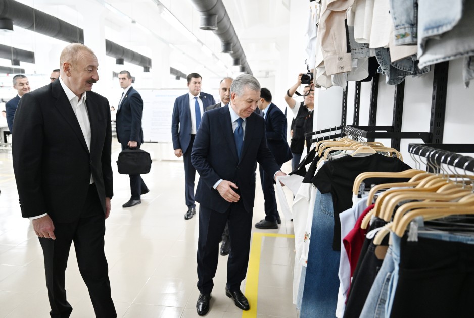 Prezidentlər “Businesstex JV” tikiş fabrikində - FOTOLAR