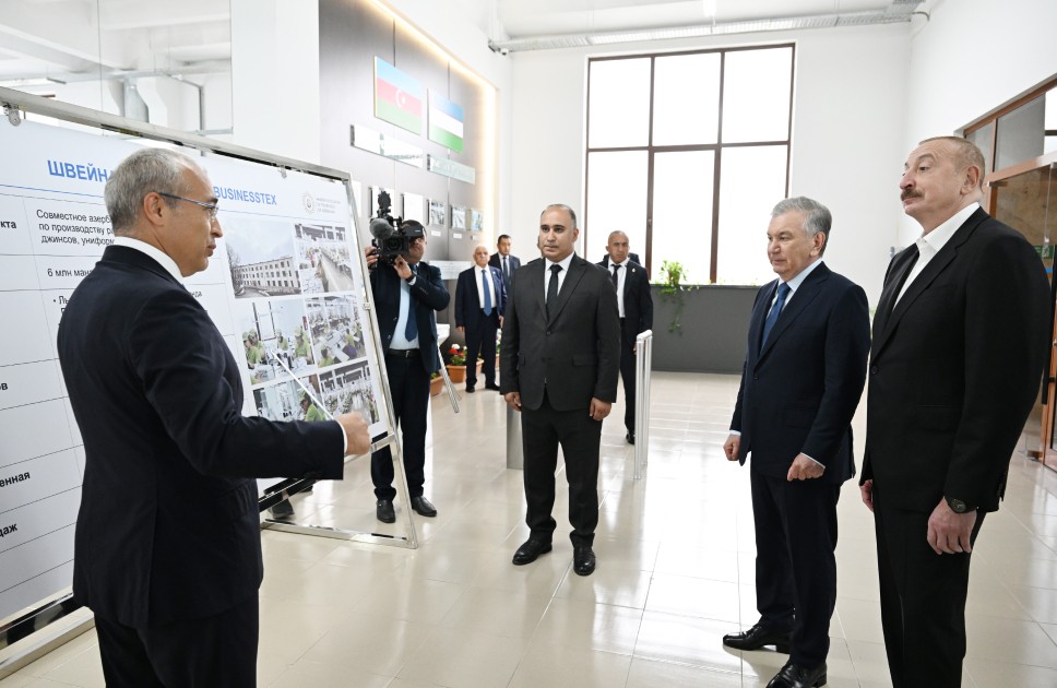 Prezidentlər “Businesstex JV” tikiş fabrikində - FOTOLAR