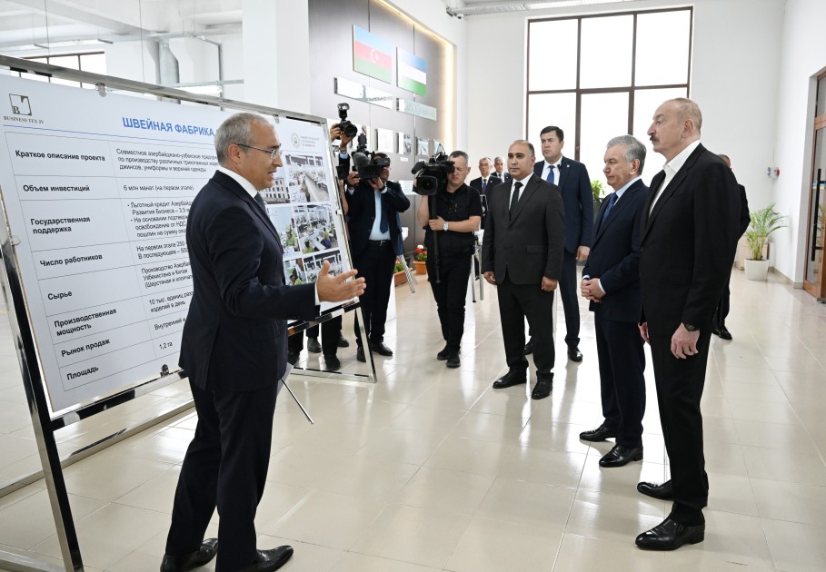 Prezidentlər “Businesstex JV” tikiş fabrikində - FOTOLAR