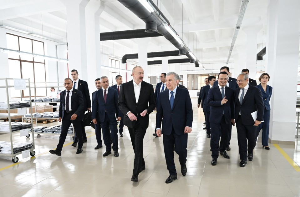 Prezidentlər “Businesstex JV” tikiş fabrikində - FOTOLAR