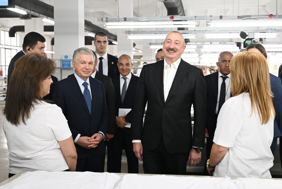 Prezidentlər “Businesstex JV” tikiş fabrikində - FOTOLAR