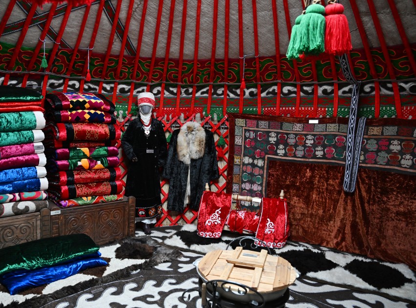 Prezidentlər Ağdamın Xıdırlı kəndinin 1-ci mərhələsinin açılışında - FOTOLAR