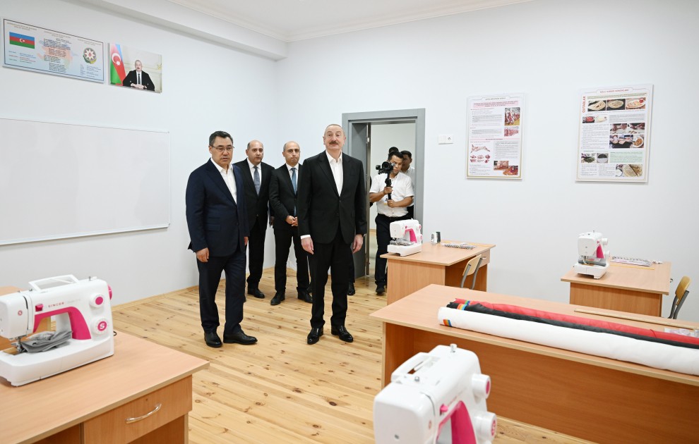 Prezidentlər Ağdamın Xıdırlı kəndinin 1-ci mərhələsinin açılışında - FOTOLAR