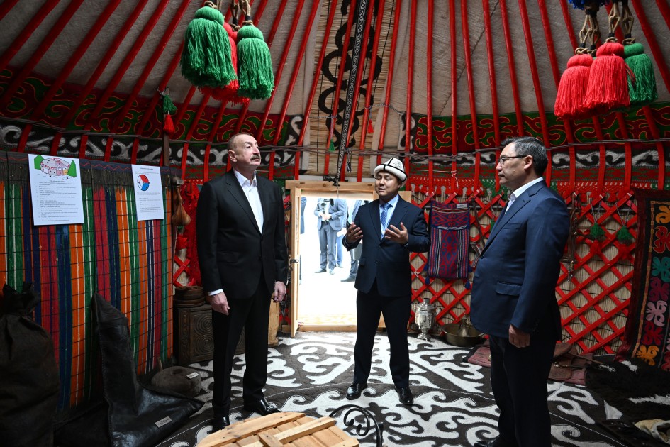 Prezidentlər Ağdamın Xıdırlı kəndinin 1-ci mərhələsinin açılışında - FOTOLAR