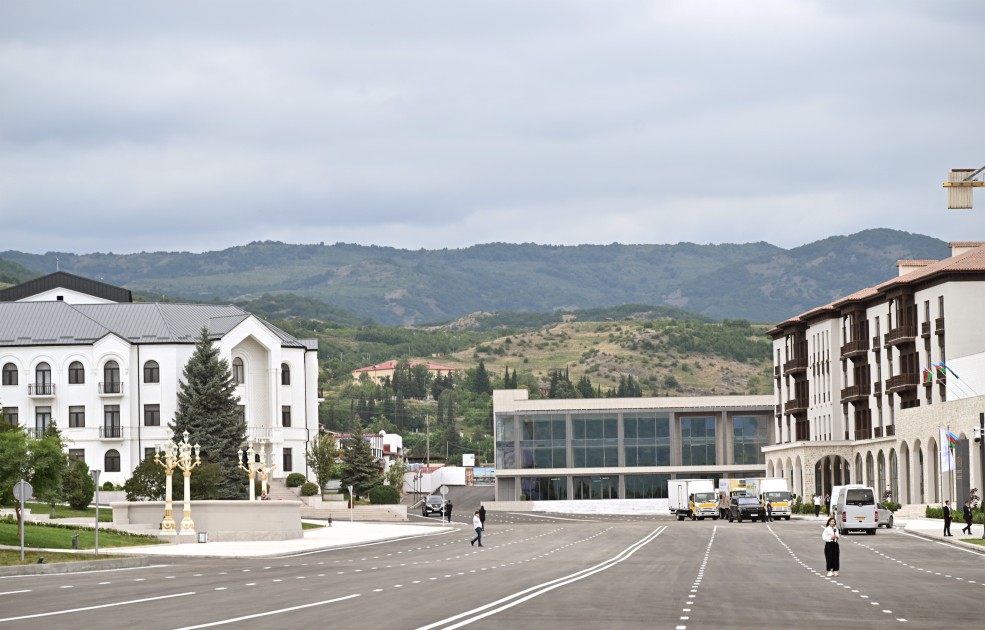 Xankəndi beynəlxalq məsələlərin müzakirəsi üçün yeni ünvana çevrilir - FOTOLAR