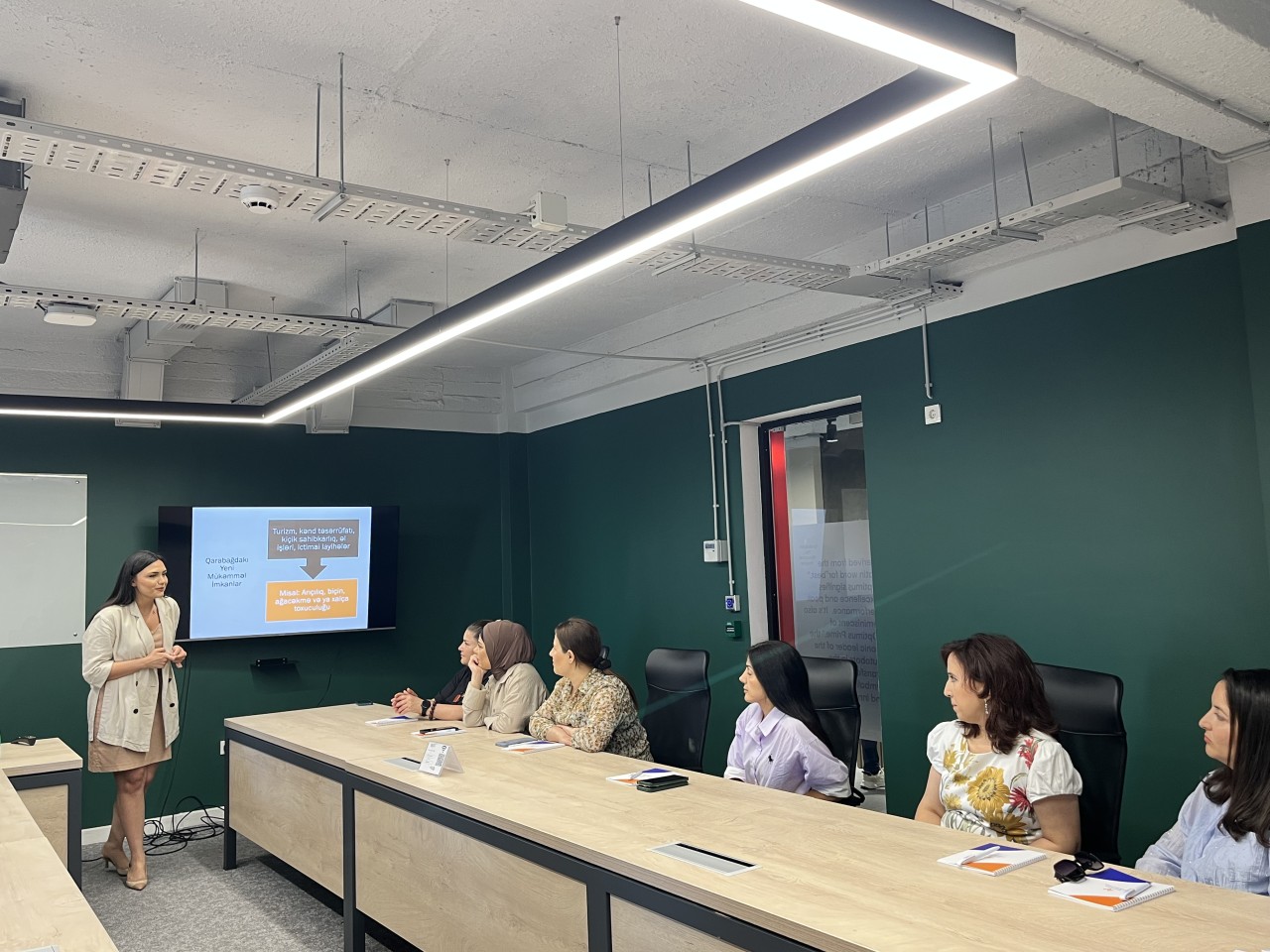 Məcburi köçkünlər psixososial dəstəkdən faydanıblar - FOTOLAR