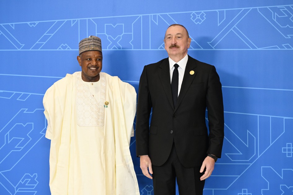 İlham Əliyev Xankəndidəki Zirvə görüşündə çıxış etdi - VİDEO (YENİLƏNİB)