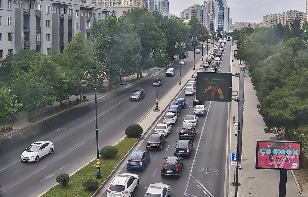 Bakıda qəza - FOTOLAR