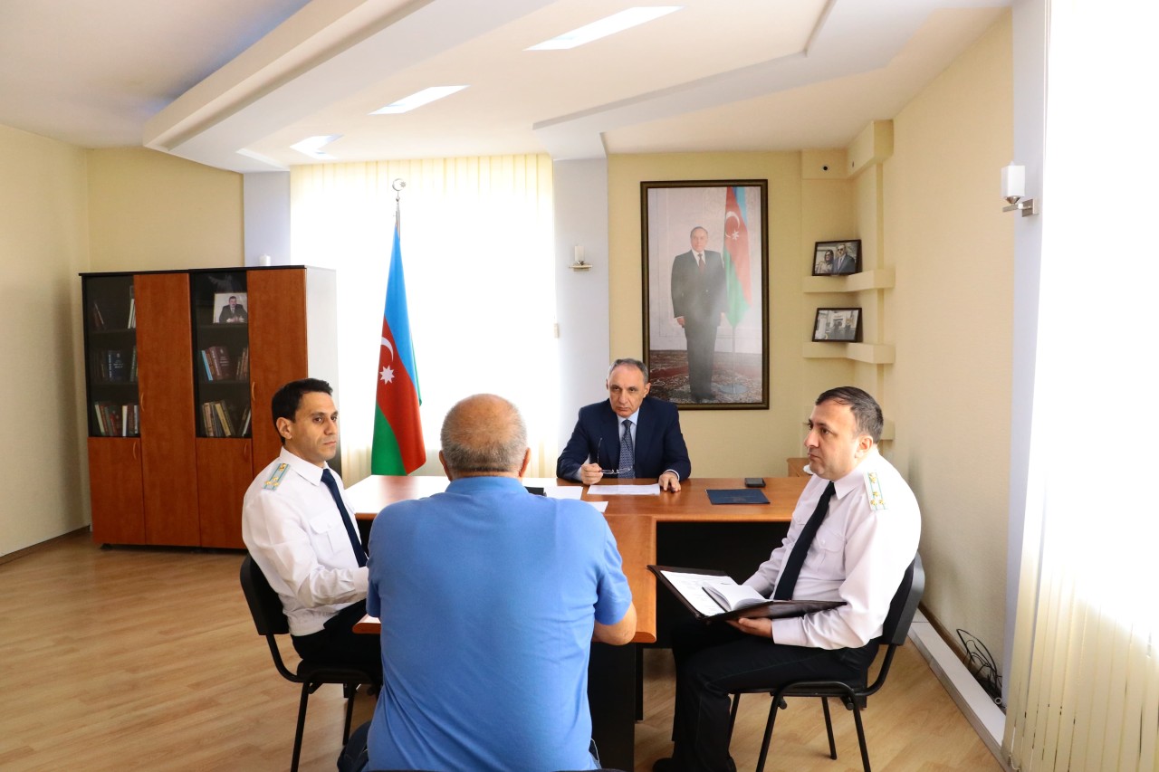 Baş prokuror Yardımlıda vətəndaşları qəbul etdi - FOTOLAR