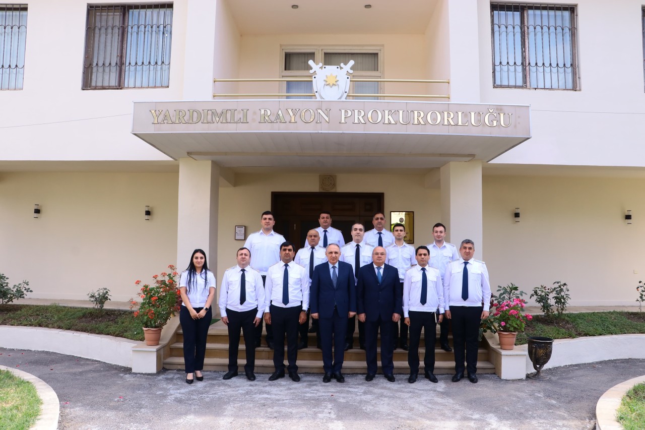 Baş prokuror Yardımlıda vətəndaşları qəbul etdi - FOTOLAR