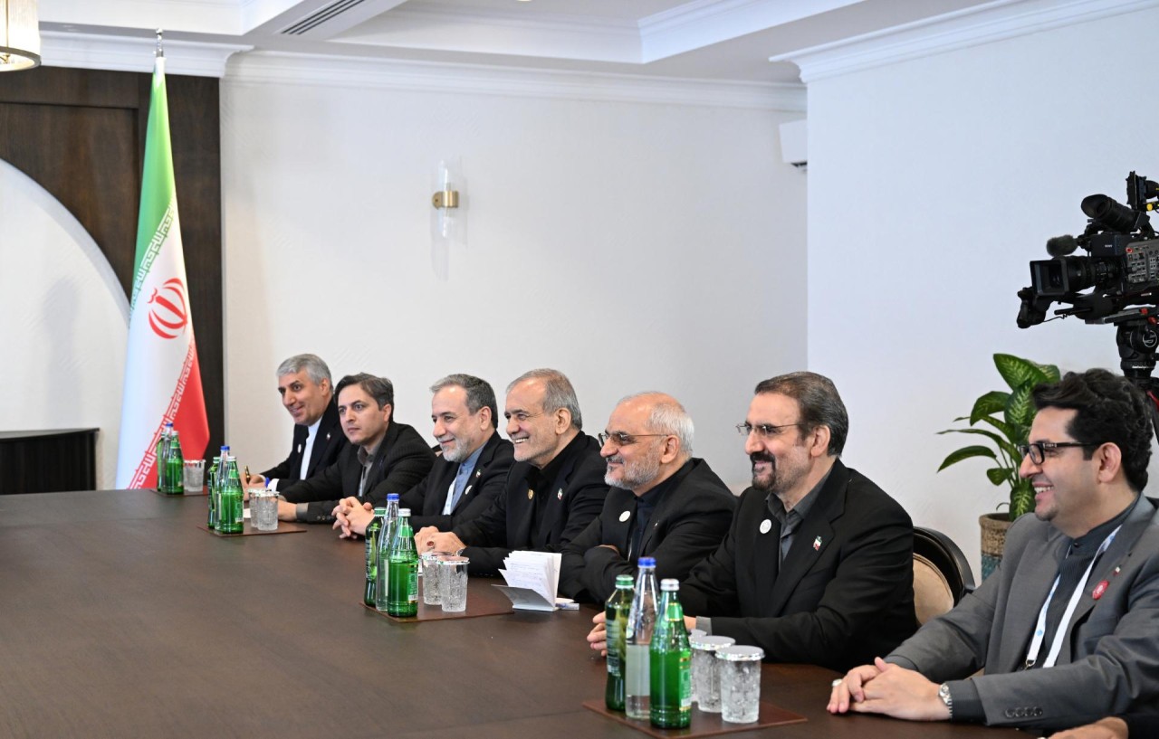 İlham Əliyevlə Pezeşkianın görüşü oldu - FOTO (YENİLƏNİB)