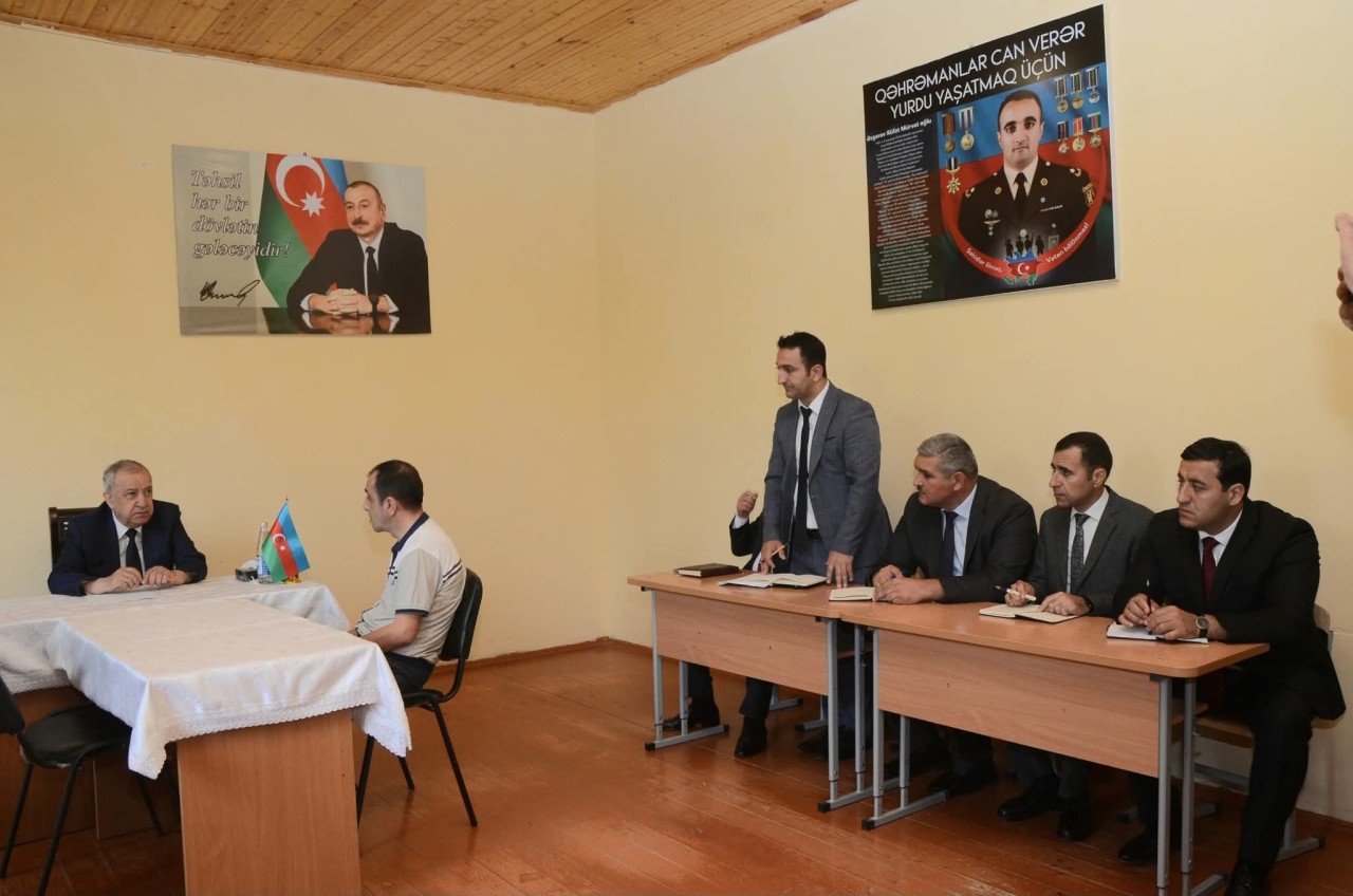 Malik İsaqov vətəndaşları dinlədi - FOTOLAR