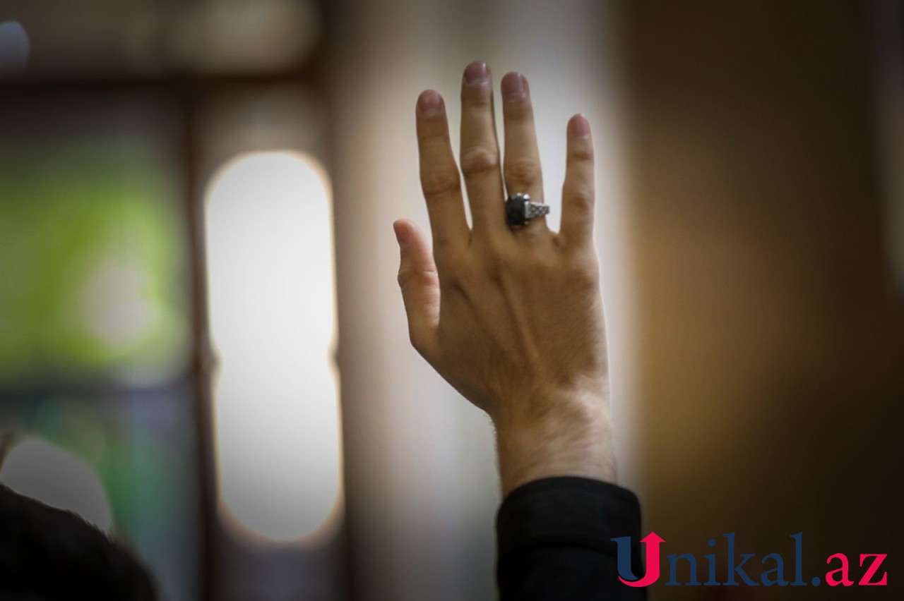 Məscidlərdə Aşura günü keçirilir - FOTOLAR