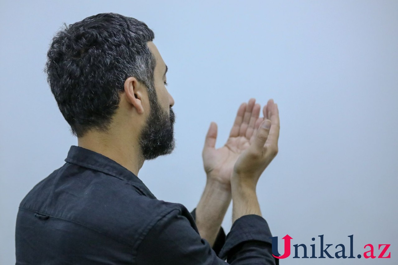 Məscidlərdə Aşura günü keçirilir - FOTOLAR