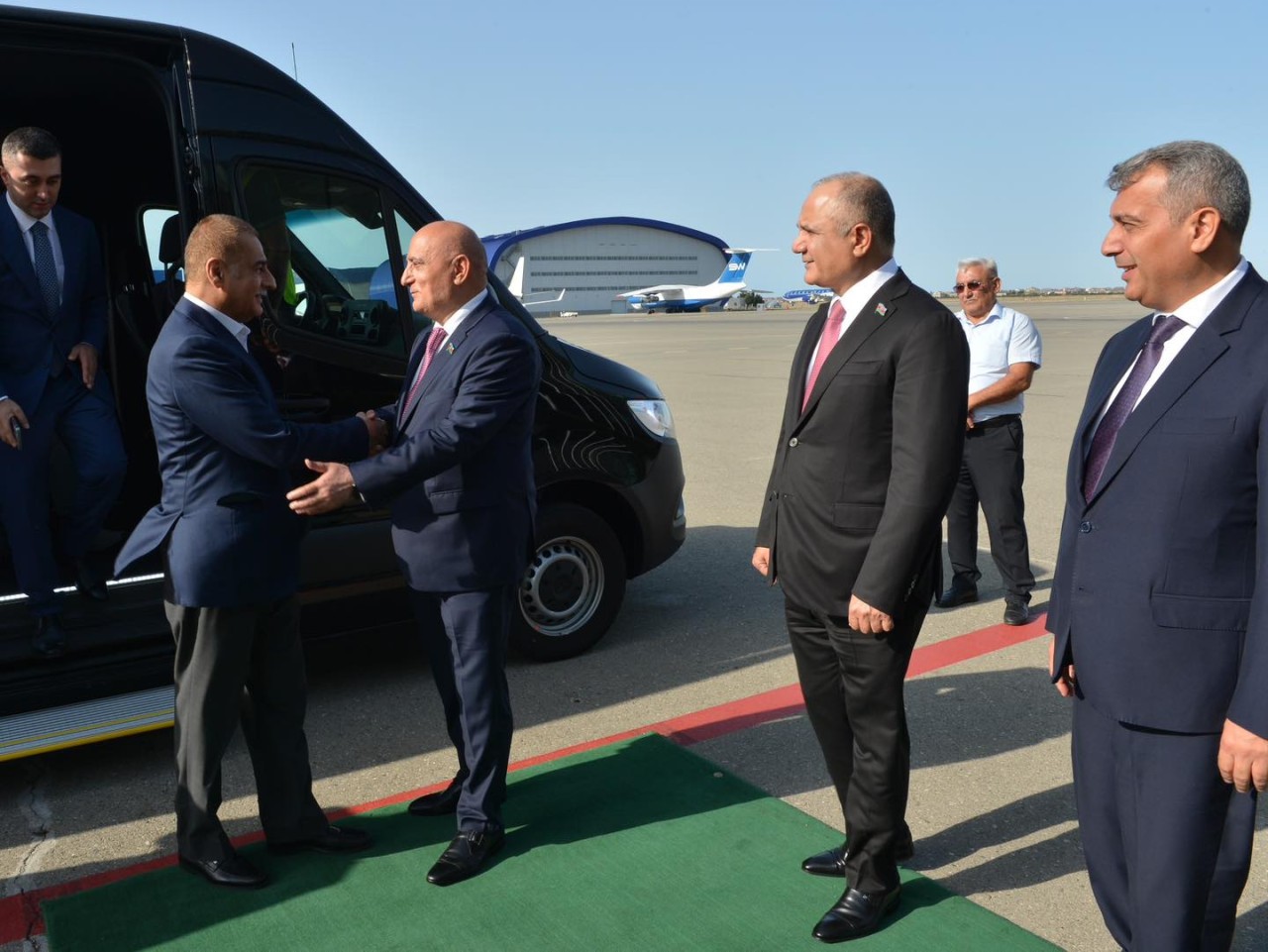 Sərdar Ayaz Sadiq Azərbaycana gəldi - FOTOLAR