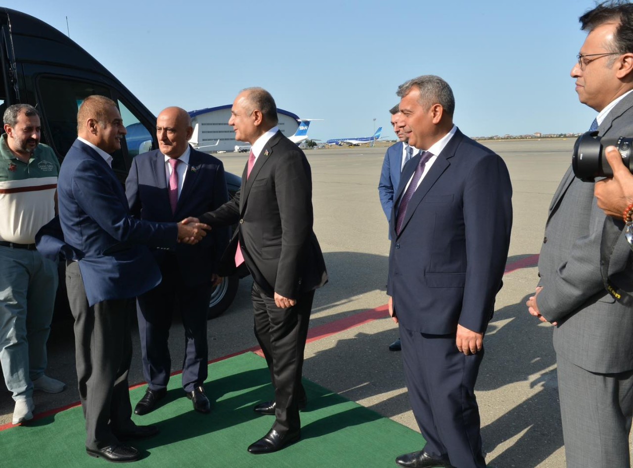 Sərdar Ayaz Sadiq Azərbaycana gəldi - FOTOLAR