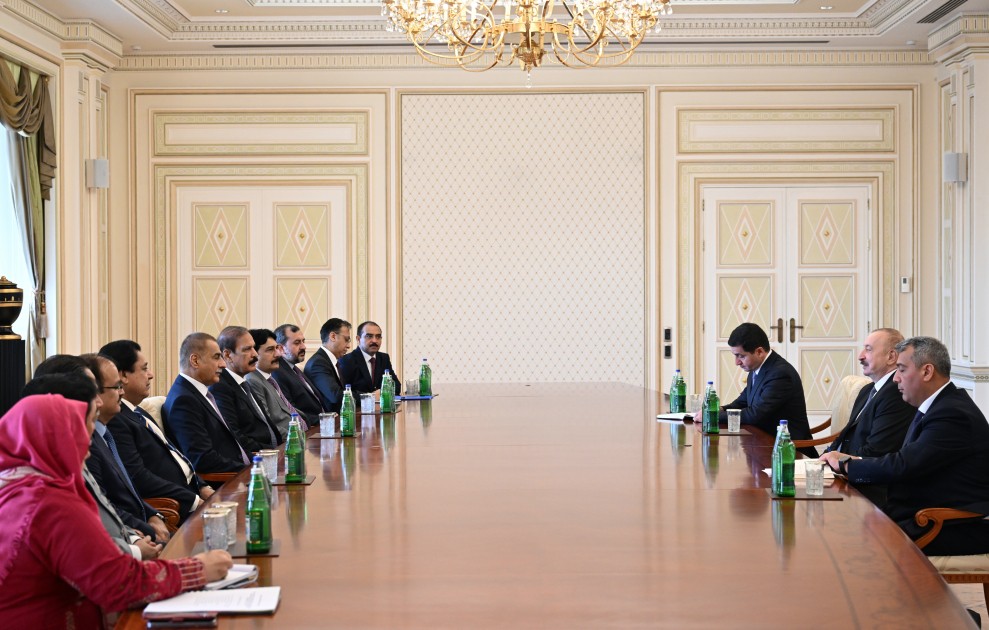 İlham Əliyev qəbul keçirdi - FOTOLAR