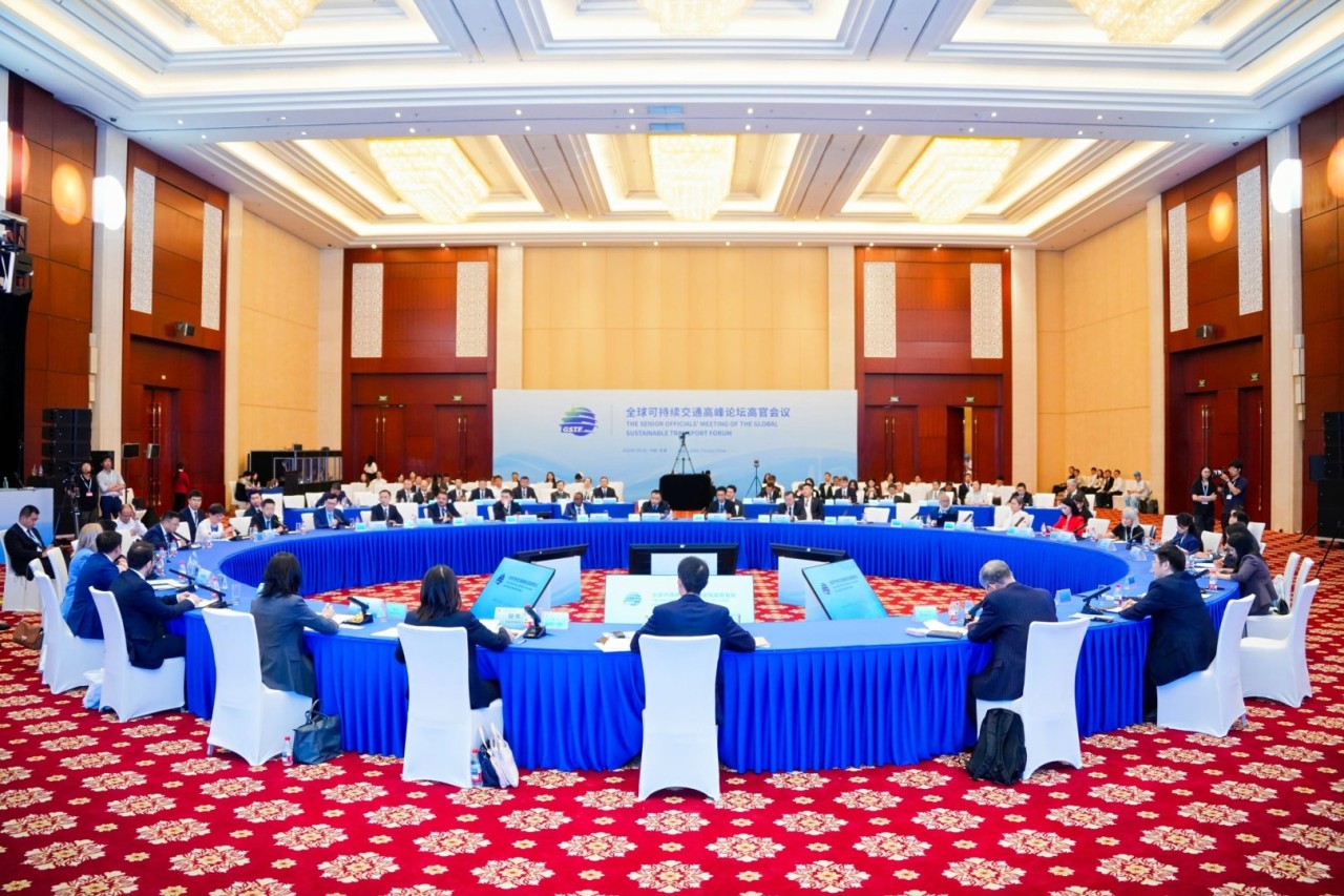 Azərbaycan “Qlobal Dayanıqlı Nəqliyyat Forumu” tədbirində təmsil olunub - FOTO