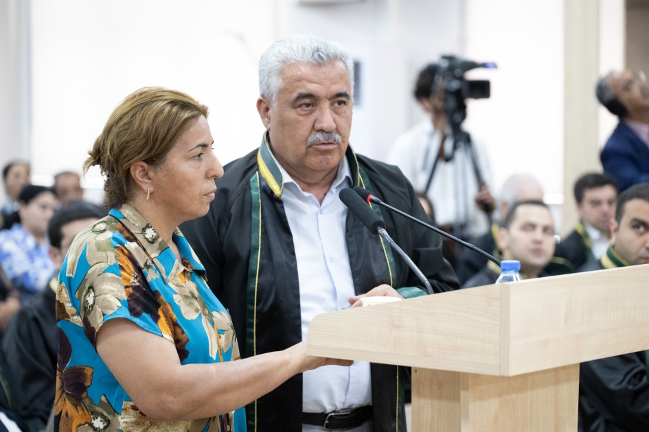 Şükürov ona işgəncə verən ermənilərin adlarını çəkdi - MƏHKƏMƏ (FOTOLAR)