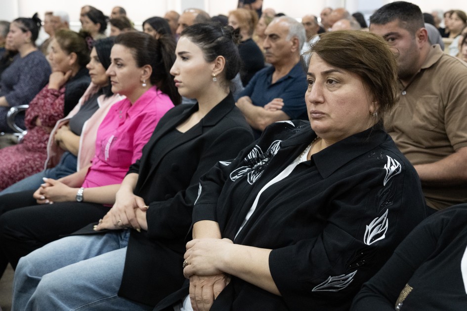 Şükürov ona işgəncə verən ermənilərin adlarını çəkdi - MƏHKƏMƏ (FOTOLAR)