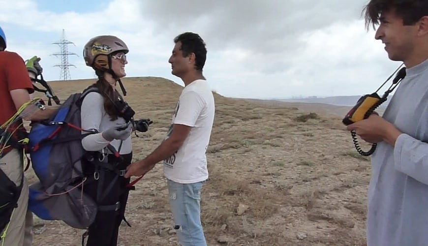 Paraşütlə qayalığa çırpılaraq ölən Nuranənin FOTOLARI