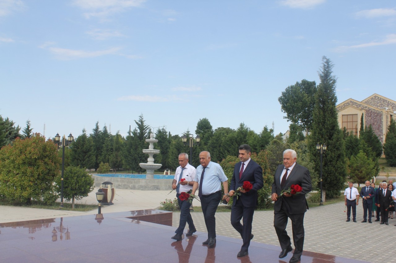 Göygöldə “Qərbi Azərbaycan İrsi” kitabının təqdimat mərasimi olub - FOTOLAR